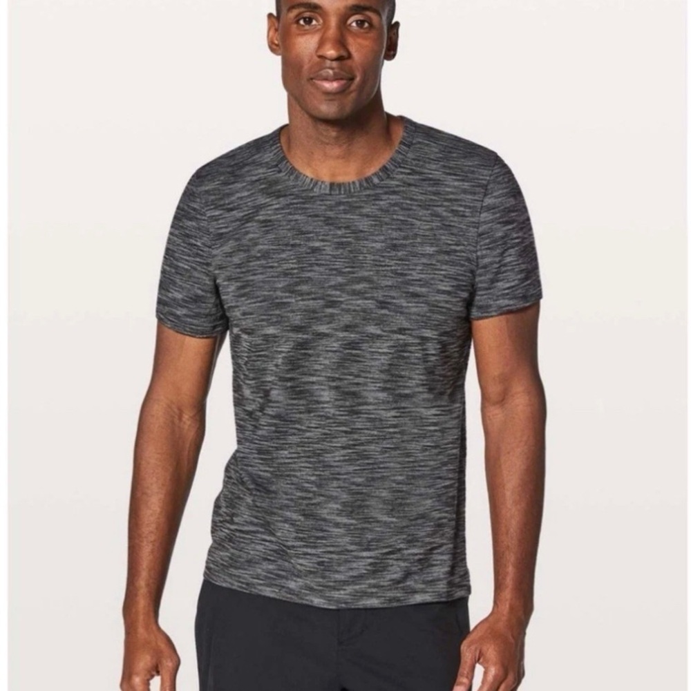 Lululemon Pulse Slub Short Sleeve Men’s Size Large Heather Black